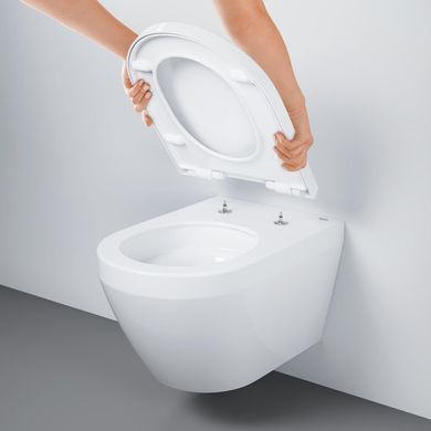 Комплект 5в1: Инсталляция для унитаза GROHE SOLIDO + подвесной унитаз GROHE EURO CERAMIC / сиденье SOFTCLOSE + клавиша смыва GROHE ARENA COSMOPOLITAN (102517SH00)
