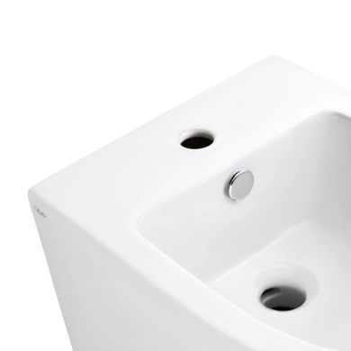 Комплект QTAP 2в1: Подвесной унитаз QTAP ROBIN ULTRA QUIET + Подвесное биде QTAP ROBIN (QT1333046EUQW47436)